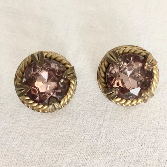 VINTAGE CLIP-ON EARRINGS - Picture 3 of 3